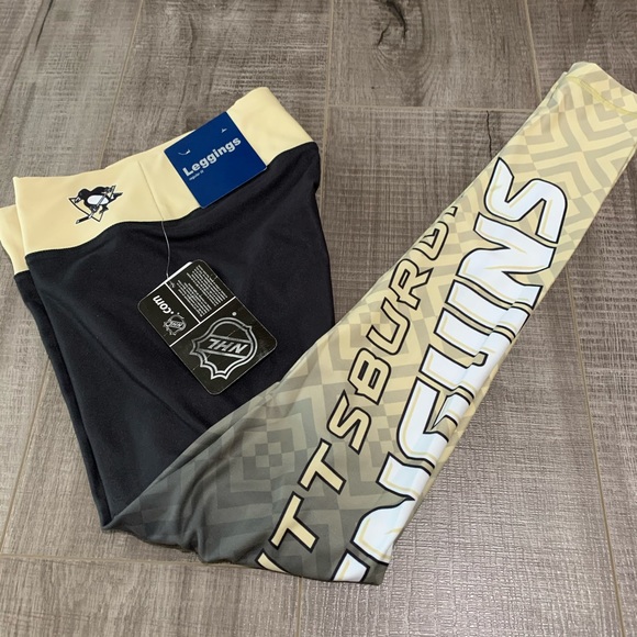 Philadelphia Penguins Black Gradient Print Legging - Picture 3 of 8